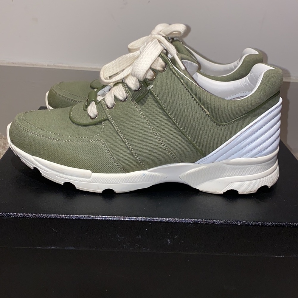 Chanel Sneakers Olive Green Khaki size 37 - Picture 5 of 8